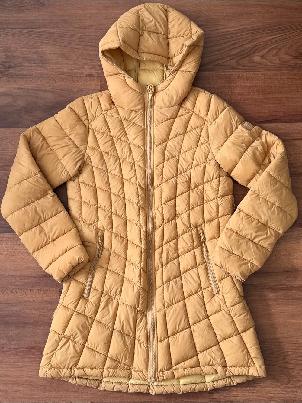 Reebok Women's Quilted Hooded Puffer Jacket - small